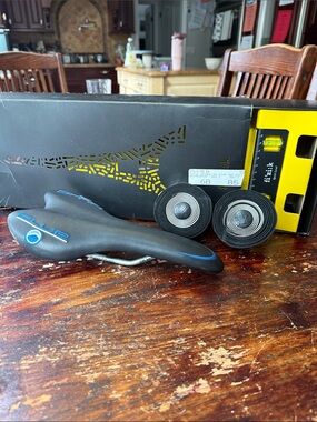 Fizik Arione bike seat R3 preowned